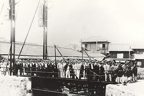 栄橋渡行式　1928年