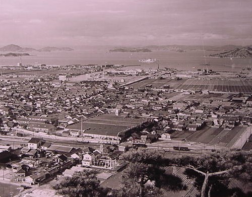 笠山からの眺望（中央は倉敷紡績）　1956年