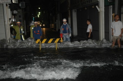 県道33号線の道路冠水