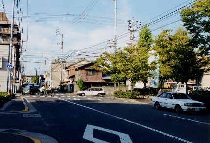 市役所前　2001年