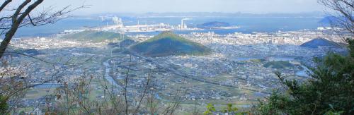 飯野山