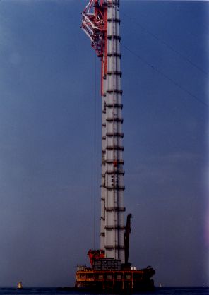 南備讃瀬戸大橋北主塔　1984年