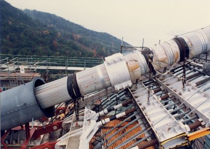 瀬戸大橋　櫃石島　ケーブル工事