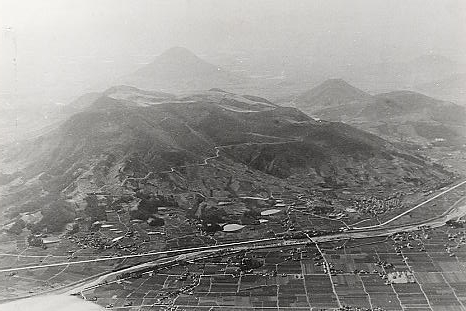 上空から見た府中，加茂　1958年