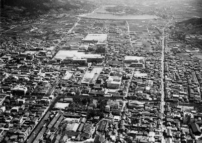 中央市立病院，坂出高等学校上空から