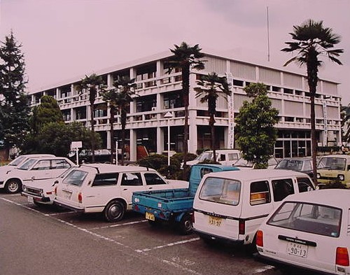 坂出市役所（昭和32年建設）　1987年