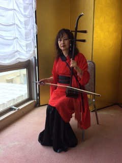 二胡奏者 安西節子写真