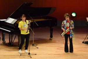 鍵盤ハーモニカ