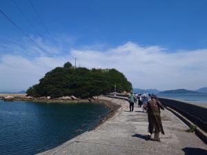 鍋島灯台へ